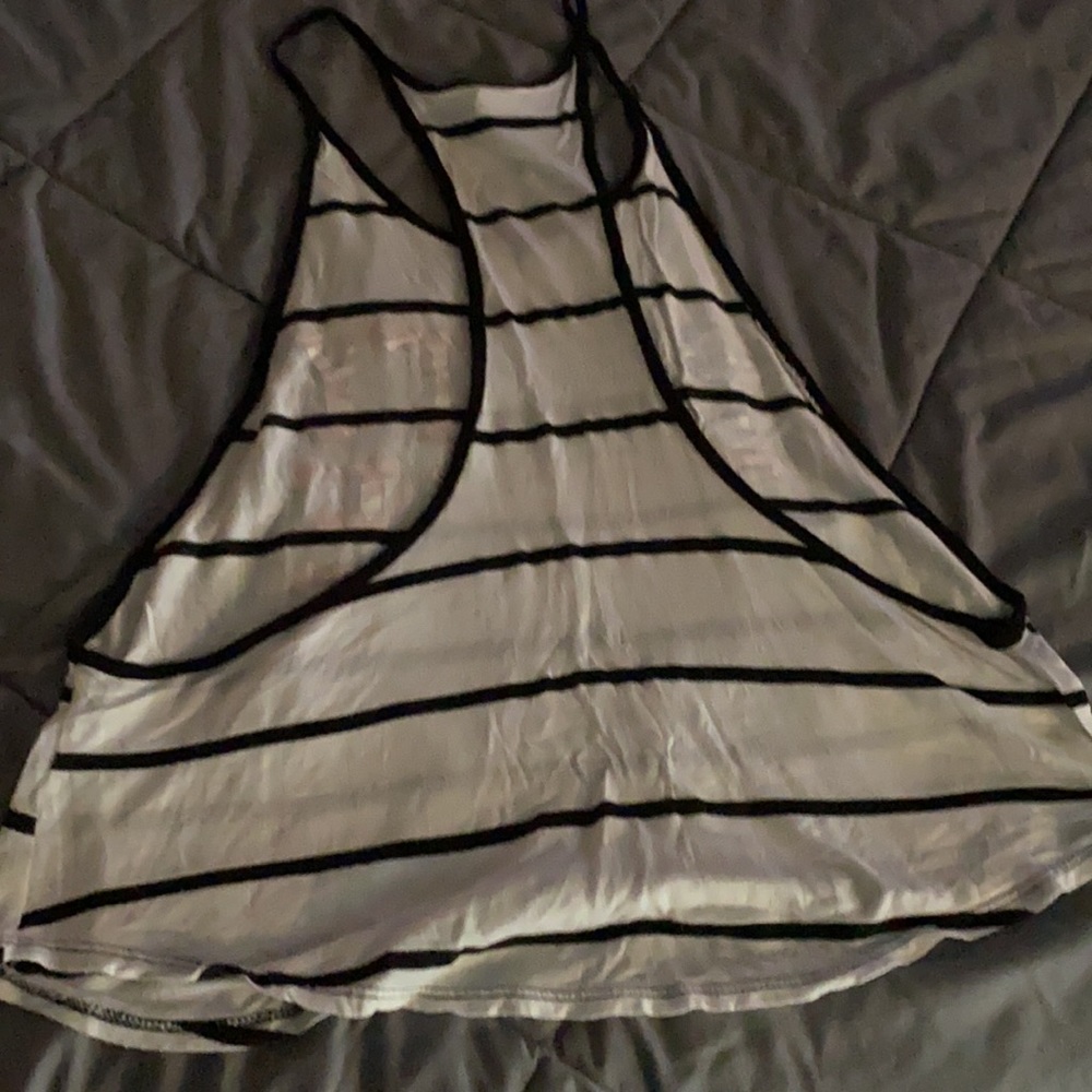 Tank top - Picture 2 of 3